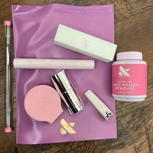 Olive & June Mani Kit